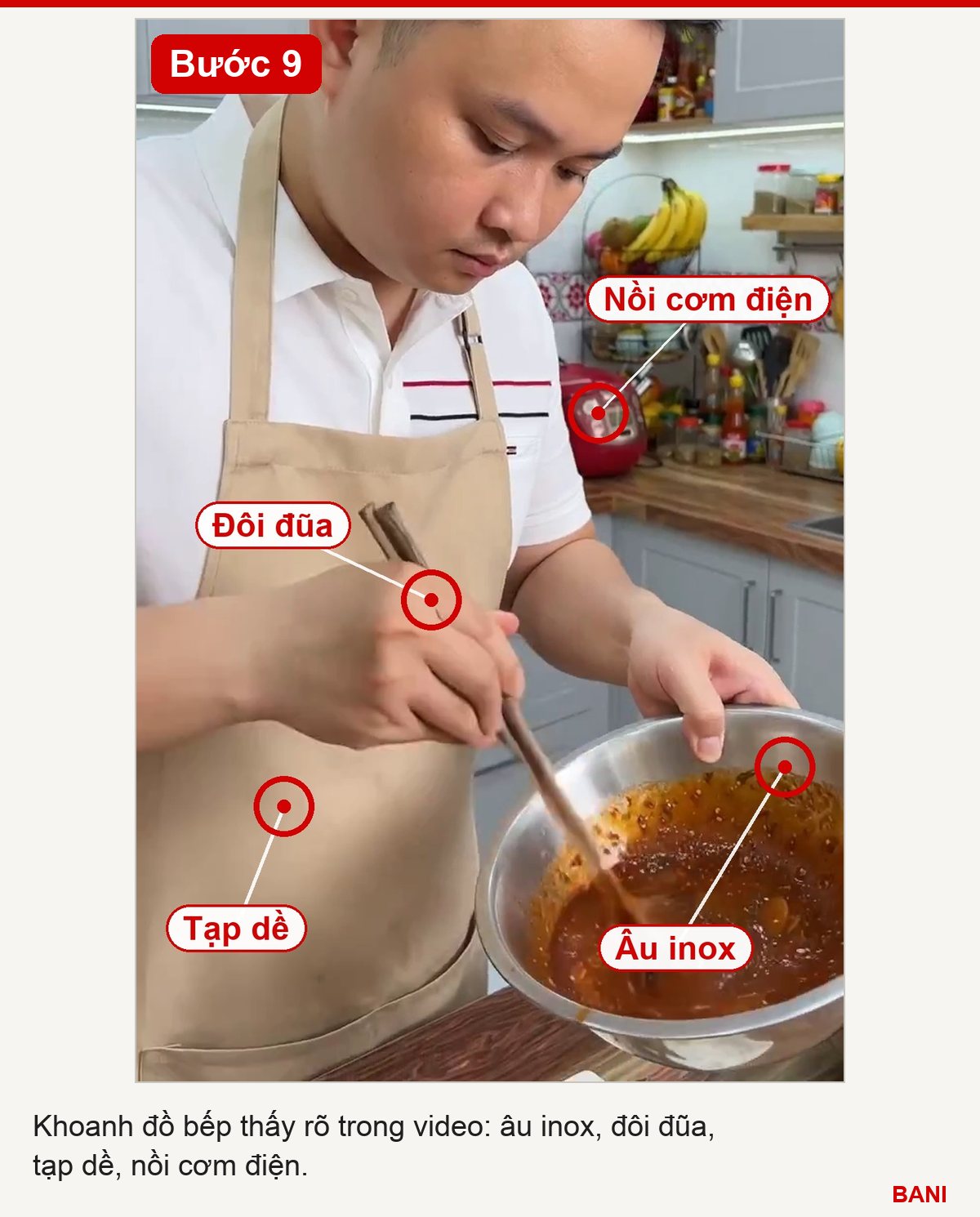 Bước 9: khoanh đồ bếp thấy rõ trong video cá nục: âu inox, đôi đũa, tạp dề, nồi cơm điện